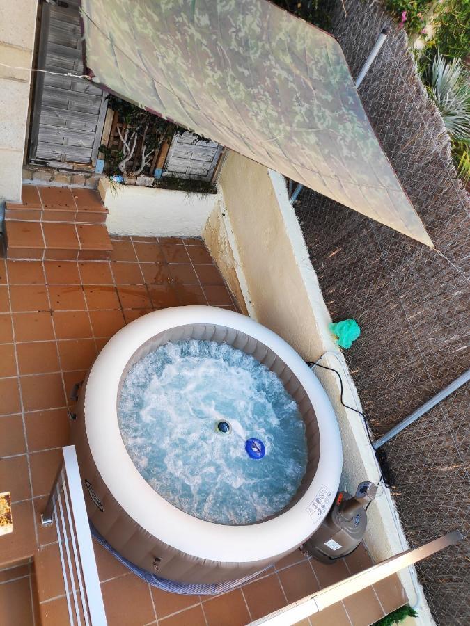 Beach House. Casa Con Piscina Privada กาลาเฟลล์ ภายนอก รูปภาพ